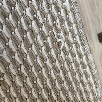 Akbel Halı'da Alınan Halının Buklelerinin Erken Gevşemesi Ve Ücret İadesi Talebi