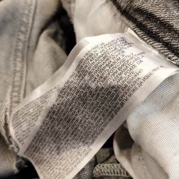 İki Yıllık Garantiyle Alınan Koton Kot Pantolonunda Açılma Ve Etiket Kesilme İddiası