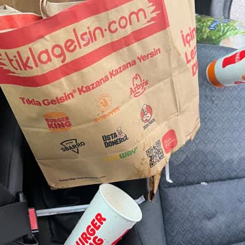 Paketsiz Servis Ve Dökülen İçecek Nedeniyle Burger King Mamak Şubesinde Hayal Kırıklığı