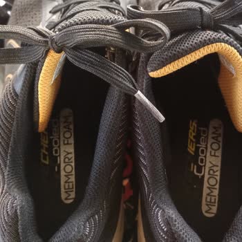 Skechers Ayakkabısının Tabanı Kısa Sürede Ayrıldı, Değişim Ve Sorumluluk Talebi