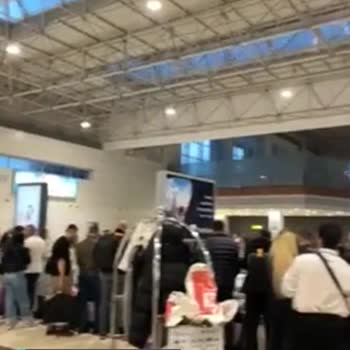 Antalya Havalimanı Dış Hatlarda Böyle Acemilik Olamaz