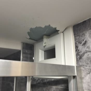 Çatı Sızıntısı Ve Su Lekeleri İçin Hka Grup İnşaat’tan Acil Onarım Talebi