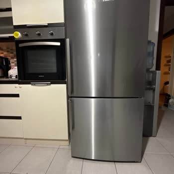 Bosch Buzdolabı Kapak Renk Solması Malzeme Hatası Ücretsiz Değişim Talebi