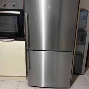 Bosch Buzdolabı Kapak Renk Solması Malzeme Hatası Ücretsiz Değişim Talebi