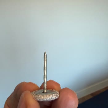 Kelebek Mobilya’nın Pufunda Dikenli Tasarım Şaşkınlığı