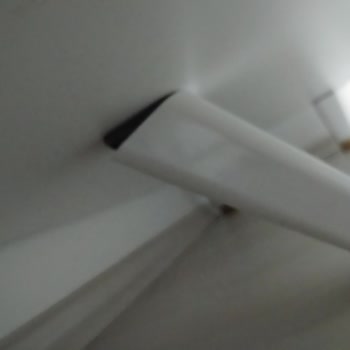 Kırık Ayaklı TV Ünitesi İçin 23 Gün Gecikmeli Servis Ve Değişim Talebi