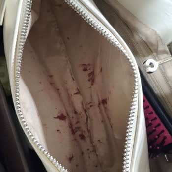 Flormar Rujunun Kapak Sızdırması Ve Değişim Talebi