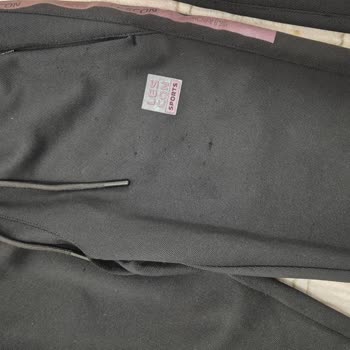 Lescon Eşofmanlarındaki Ağarma Ve Deformasyon Sorunu