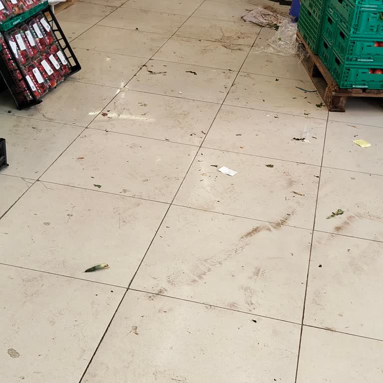 Migros Mağazasındaki Hijyen Eksikliği