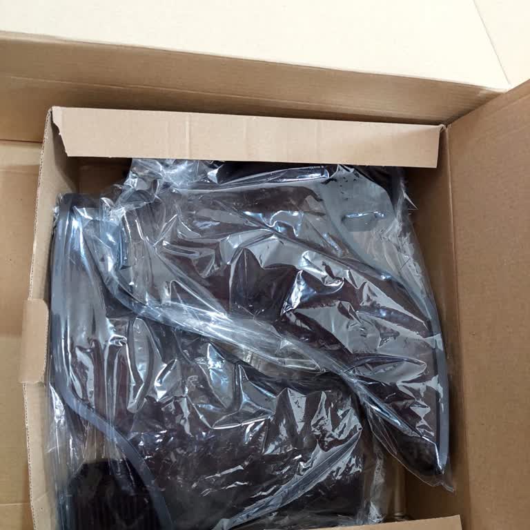 Mango Online Siparişimde Uzun Gecikme Ve Eksik Bordo Deri Pantolon