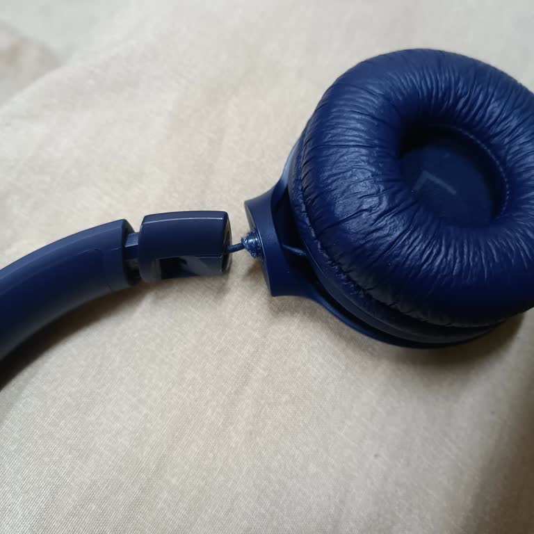 JBL Tune 510BT Kulaklıkta Menteşe Kırılması Garantili Değişim Talebi