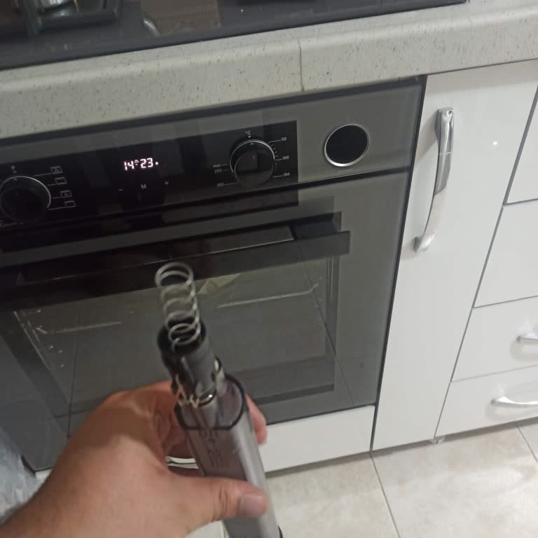 Ferre Markasının İlk Kullanımda Çıkan Buhar Haznesi Fırlaması Ve Ücretsiz Onarım Talebi!