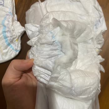 Molfix Junior Bezlerde Patlayan Paketler Ve Ürün Değişimi Talebi