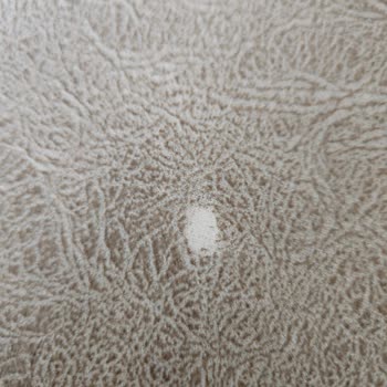 Nubuk Koltukta Oluşan Beyazlaşma Ve Ücretsiz Kumaş Değişimi Talebi