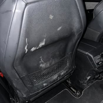 İç Ve Dış Temizlikte Eksik Oto Yıkama Ve Ücret İadesi Talebi