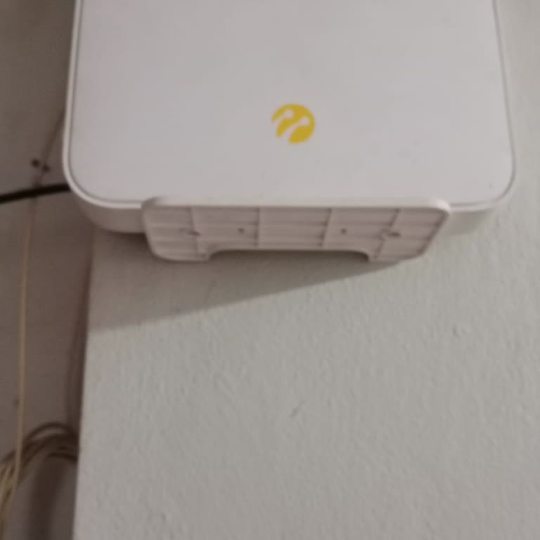 Sürekli Kesilen İnternet Ve Çözüm Bulamama