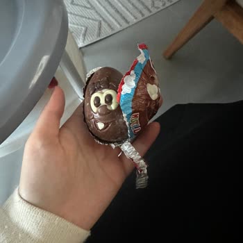 Ambalaj Resmiyle Uyuşmayan Yumurta Şekli Müşteriyi Hayal Kırıklığına Soktu