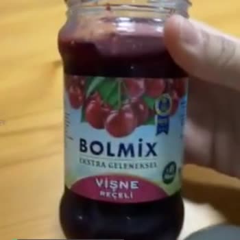 A101 Bolmix Reçelden Kurt Çıktı