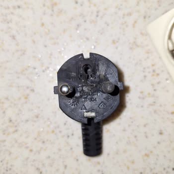 Kumtel Ankastre Setindeki Üretim Hatası Yangın Riski Ve Servis İhmali