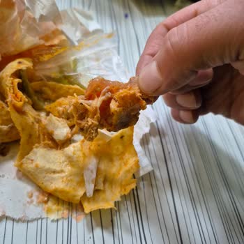 Çiğ Tavuk Etli Dürümde Sağlık Tehlikesi Ve Getir’in Cevapsızlığı