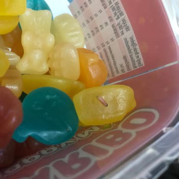 Haribo Jelibon Kutusunda Beyaz Kurt Görüldü, Sağlık Riski