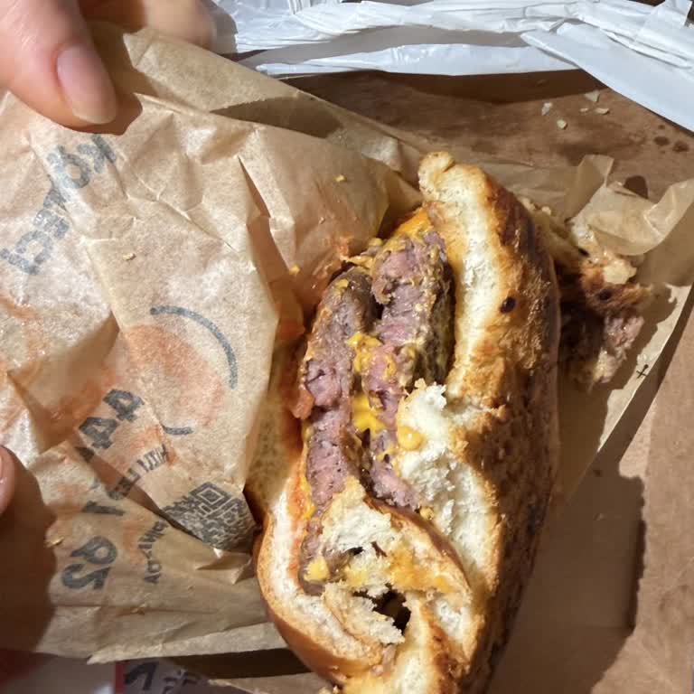 Çiğ Burger Menüsü Ve Çözüm Bulunamayan Müşteri Hizmetleri: 360 TL İade Talebi