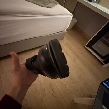 Ayakkabılar Hızla Bozuldu, Mağaza İadeyi Reddetti