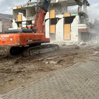Yıkık Bina Orta Hasarlı Olarak Değerlendirilen DASK Poliçesi Eksik Ödeme Ve 3 Yıllık Mağduriyet