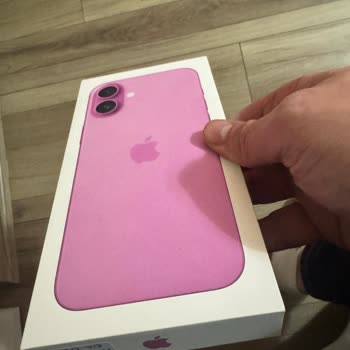 Gürgençler Yeni İPhone 16 Plus Çizik Ve Personel Kaba Davranıyor