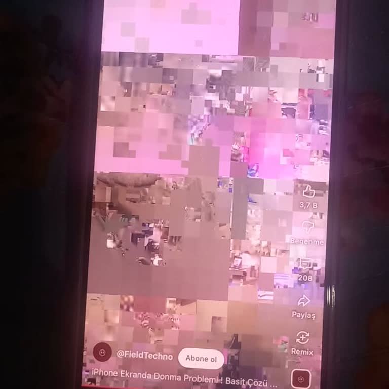 Gizli Onarımlı IPhone 15 Pro İlk Günden Donuyor Ve Isınıyor