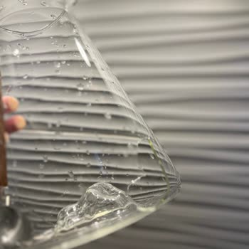 LCW Home Ahşap Kapaklı Cam Sürahi Kırıldı