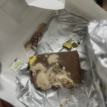 Nestle Damak Çikolatası Beyazlaştı, Tadı Kötü Ve Bozulmuş