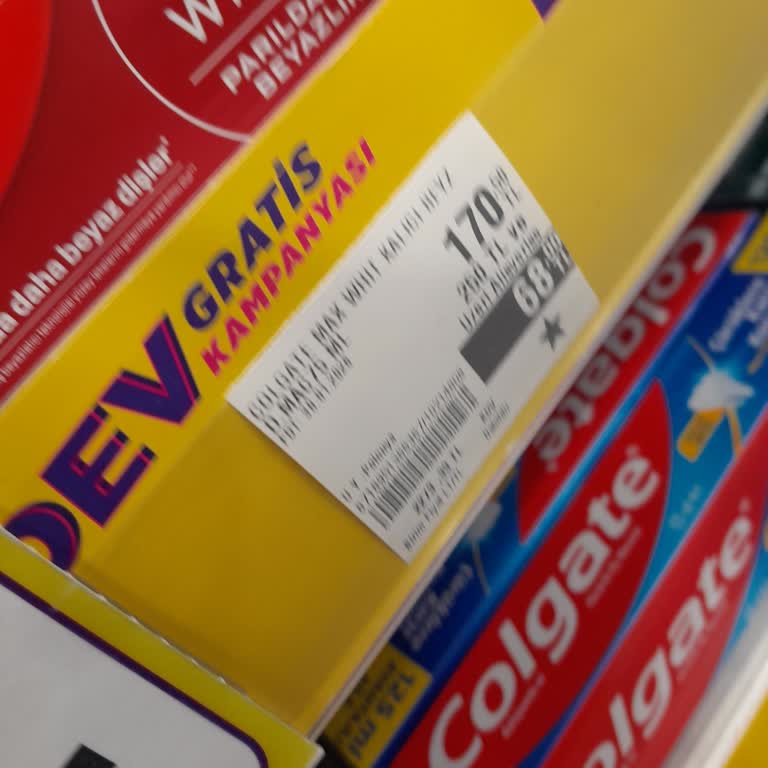 Gratis Şubesinde Fiyat Farkı Ve Kaba Üslup Şikayeti