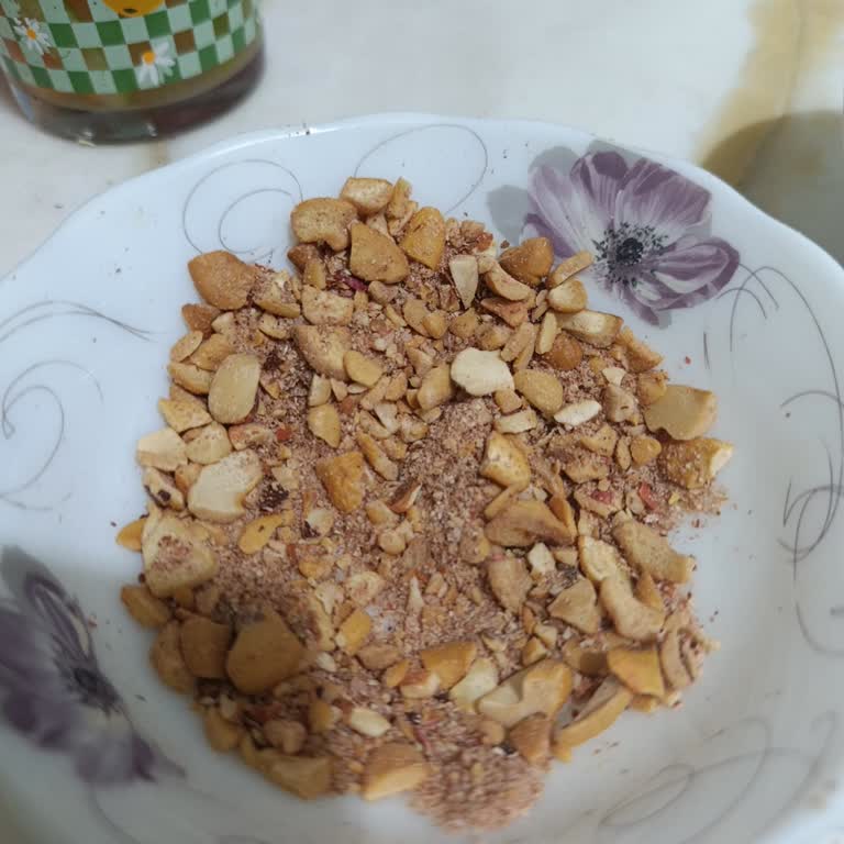 Osmanlıoğlu Kuruyemişçiden Satın Alınan Lüks Karışık Kuruyemişte Kalitesiz Ve Kirli Dolgu