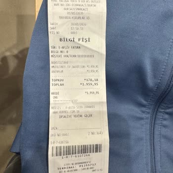 Hummel Mağazasına İki Saatte Pamukçuklanan Ürün İçin İade Talebi