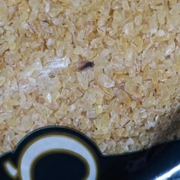 Torku Köftelik Bulgura Açılmadan İçinde Larva Ve Böcek Görülmesi