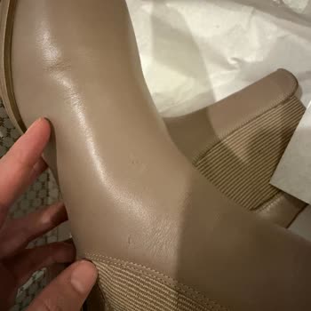 Botta Eksik Parça Ve Yanlış Beden Teslimatı Nedeniyle Tam İade Talebi