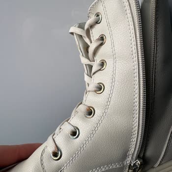 Garanti Kapsamındaki Kadın Postal Ürününde Üretim Kusuru Ve Reddedilen Değişim Talebi