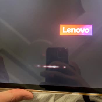 Lenovo Tab P12 Ekranındaki Beyaz Çizgi Sorunu Servis Sonrası Çözülmedi