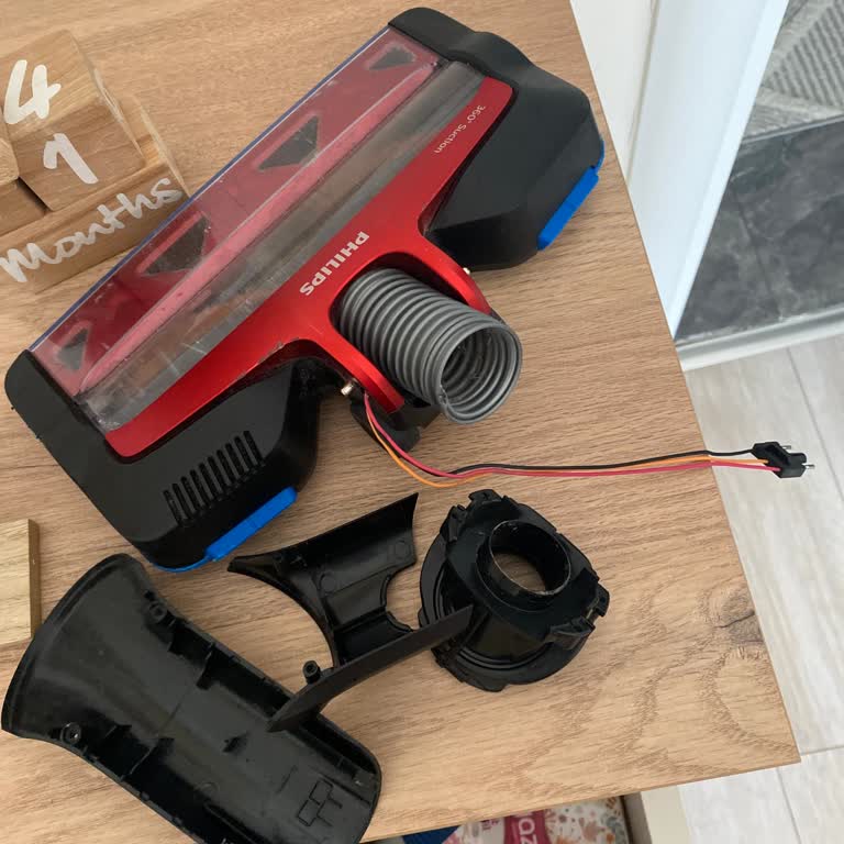 Philips SpeedPro Max Süpürge Tekrarlayan Kırılma Sorunu Garanti Reddiyle Çözüm Bekliyor