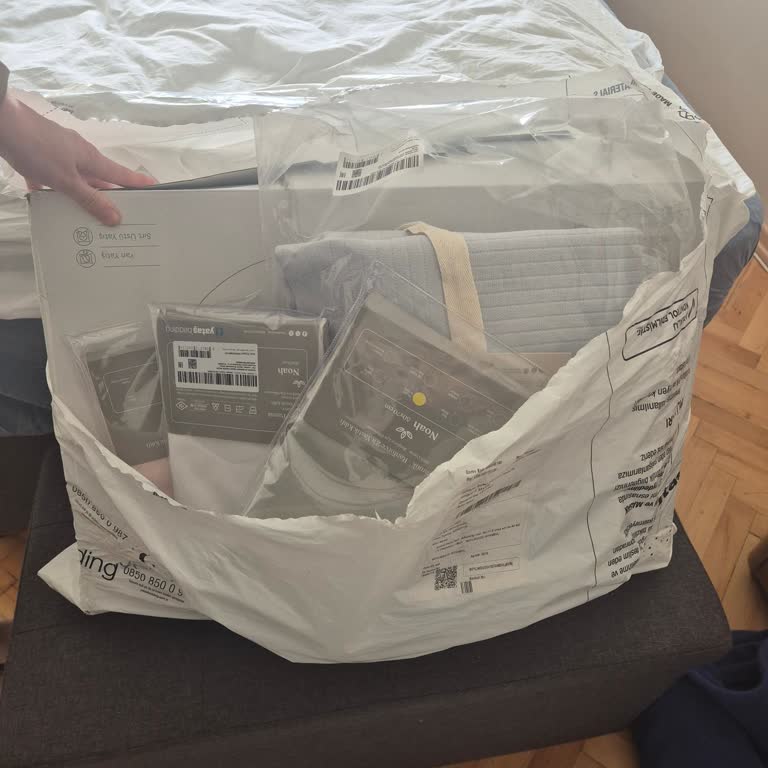 Yırtık Paket Ve Eksik Yastık Kılıfı İçin İade Talebi