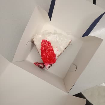 Ücretine Uygun Olmayan Küçük Pasta Dilimi İçin Şikayet