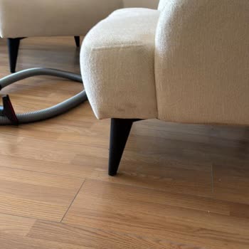 Kilim Mobilya Vega Koltuk Takımı Lekeli Geldi