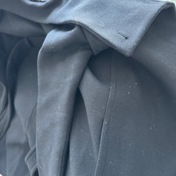 Mango Yün Paltonun Hızlı Toz Ve Tüy Birikimi Ve İade Reddi