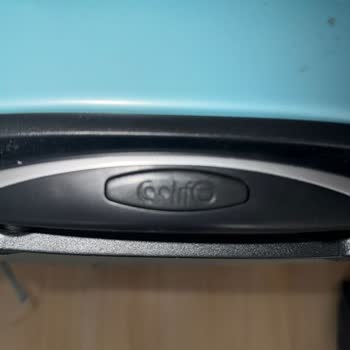 Pegasus Viyana-İstanbul Uçuşunda Valiz Hasarı Ve Bagaj Kılıfı Kaybı