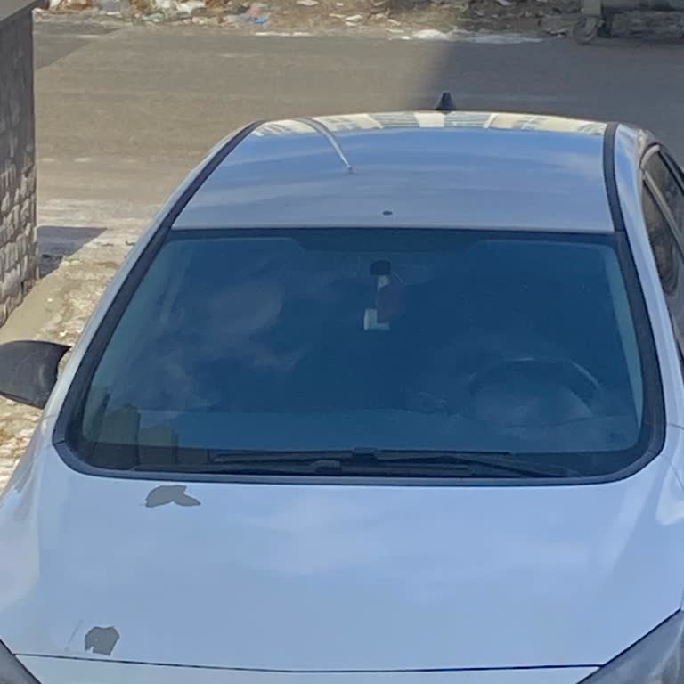 Opel Astra’nın Tavan Ve Kaputundaki Boya Atması Sorunu İçin Ücretsiz Çözüm Talebi