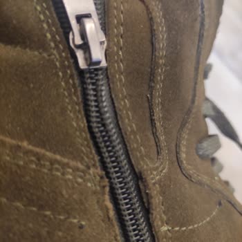 Deichmann Botunun Fermuarı Kırıldı, Ücretsiz Onarım Ya Da Değişim Talebi