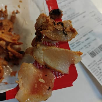 Çiğ Tavuk Parçası İçeren Döner Paketi Gıda Güvenliği İhlali