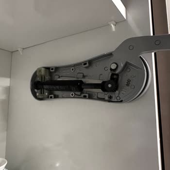 Samet Mutfak Dolabı Pistonunda Yedek Parça Sorunu