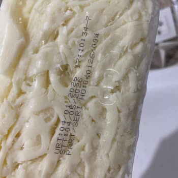 A101 Suluova Şubesinde Tarihi Geçmemiş Küflü Peynir Şikayeti